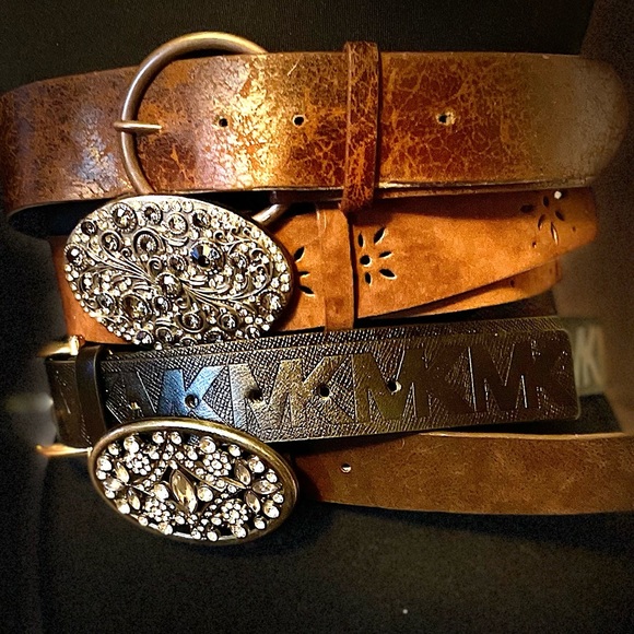 Michael Kors +3 other belts - Picture 2 of 10